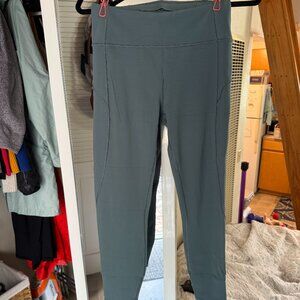 Lululemon In Movement 7/8 Tight *Everlux 25" - Mystic Green, Size 8